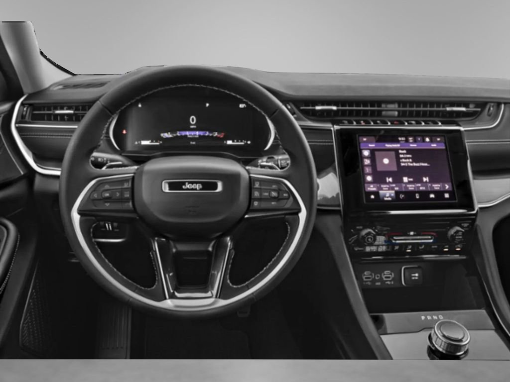 Used 2024 Jeep Grand Cherokee L Limited w/ Luxury Tech Group II image 4