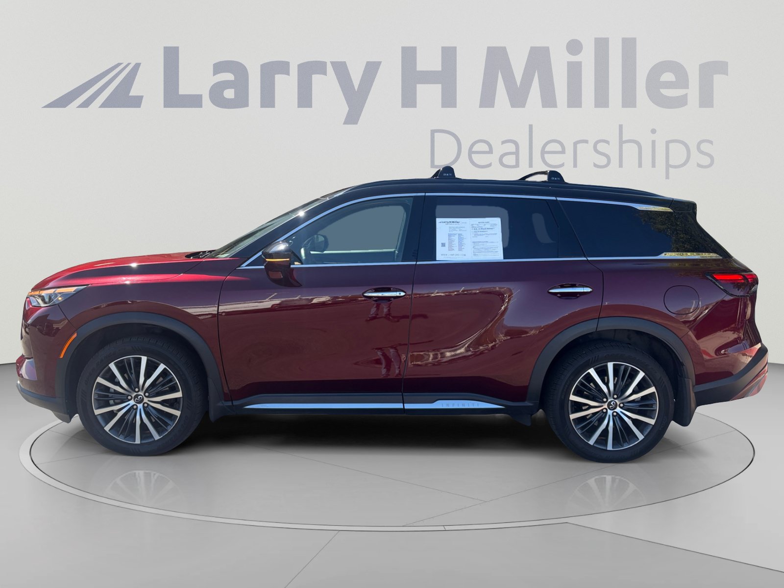 Used 2023 INFINITI QX60 Autograph w/ Cargo Package AWD/4WD image 2