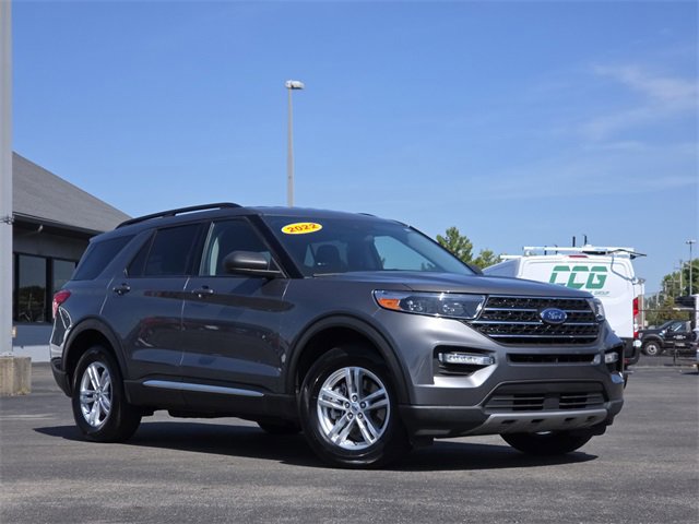 Certified 2022 Ford Explorer XLT w/ Equipment Group 202A image 8