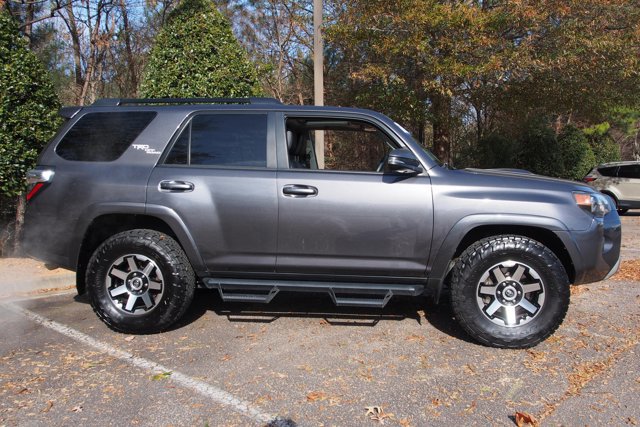 Used 2022 Toyota 4Runner TRD Off-Road Premium image 8
