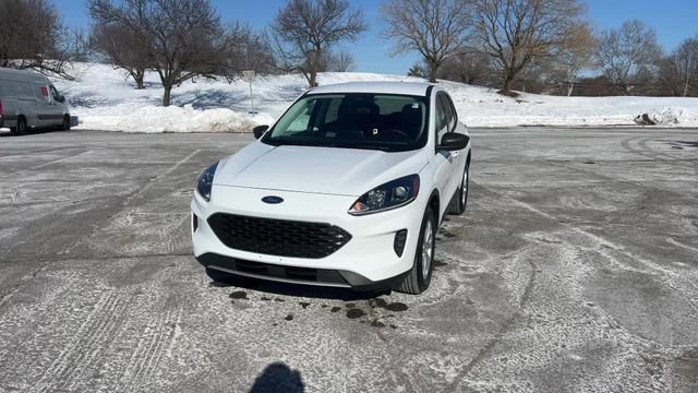 Certified 2022 Ford Escape SE w/ Convenience Package image 3