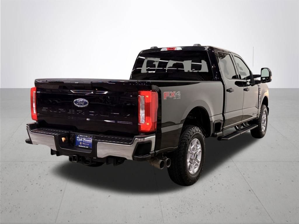 Certified 2025 Ford F250 XLT w/ FX4 Off-Road Package image 11