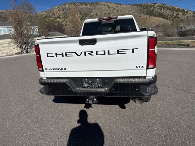 Used 2025 Chevrolet Silverado 3500 LTZ w/ LTZ Plus Package AWD/4WD image 8
