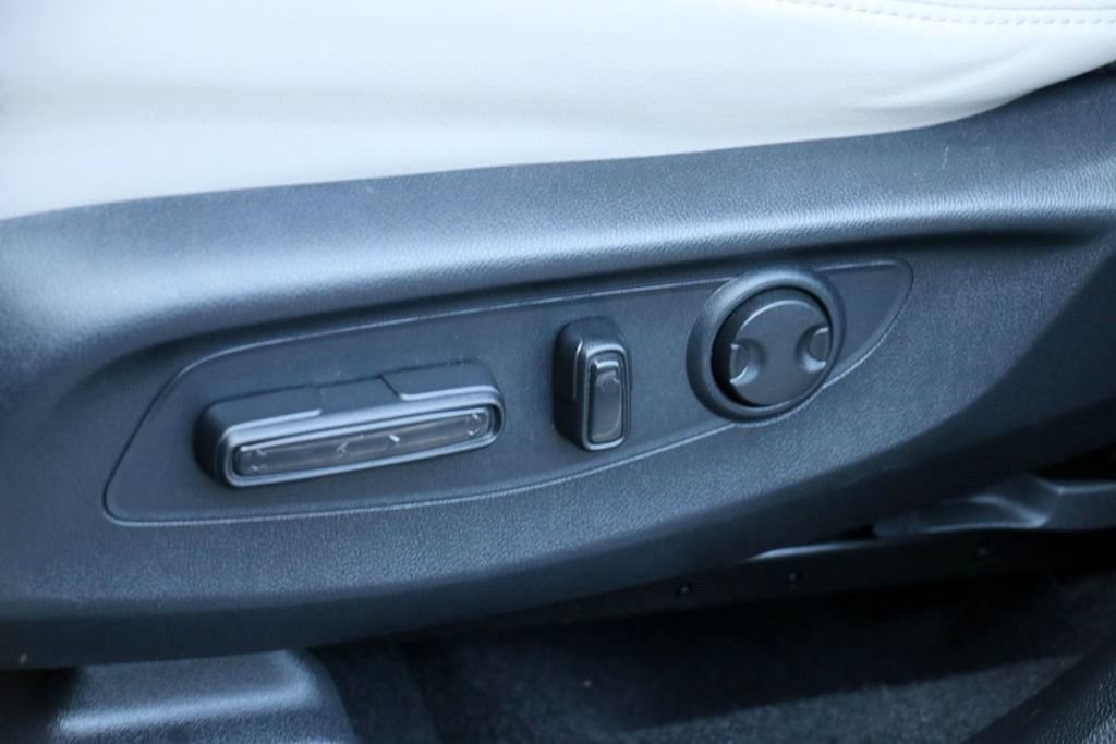 Used 2023 Honda CR-V EX-L image 18