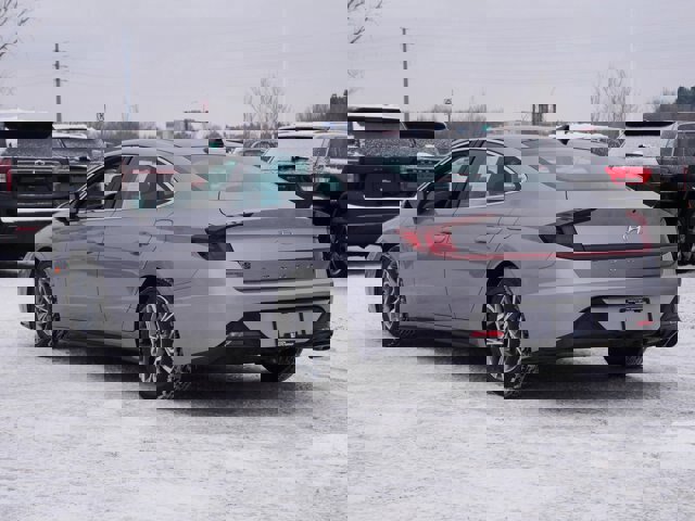 Used 2023 Hyundai Sonata SEL w/ Convenience Package image 4