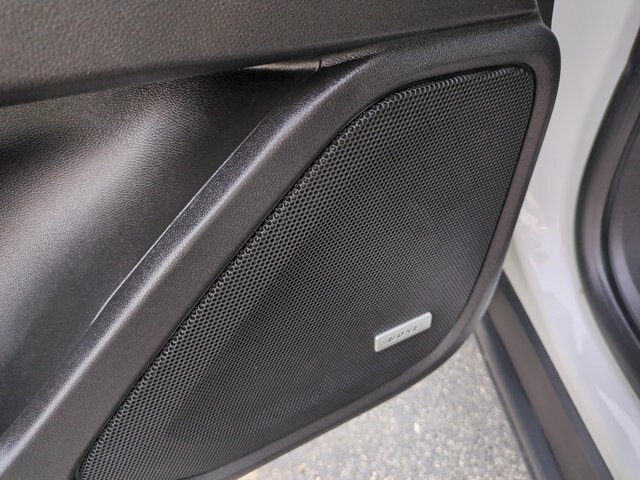Used 2020 GMC Terrain Denali w/ Denali Premium Package FWD image 15