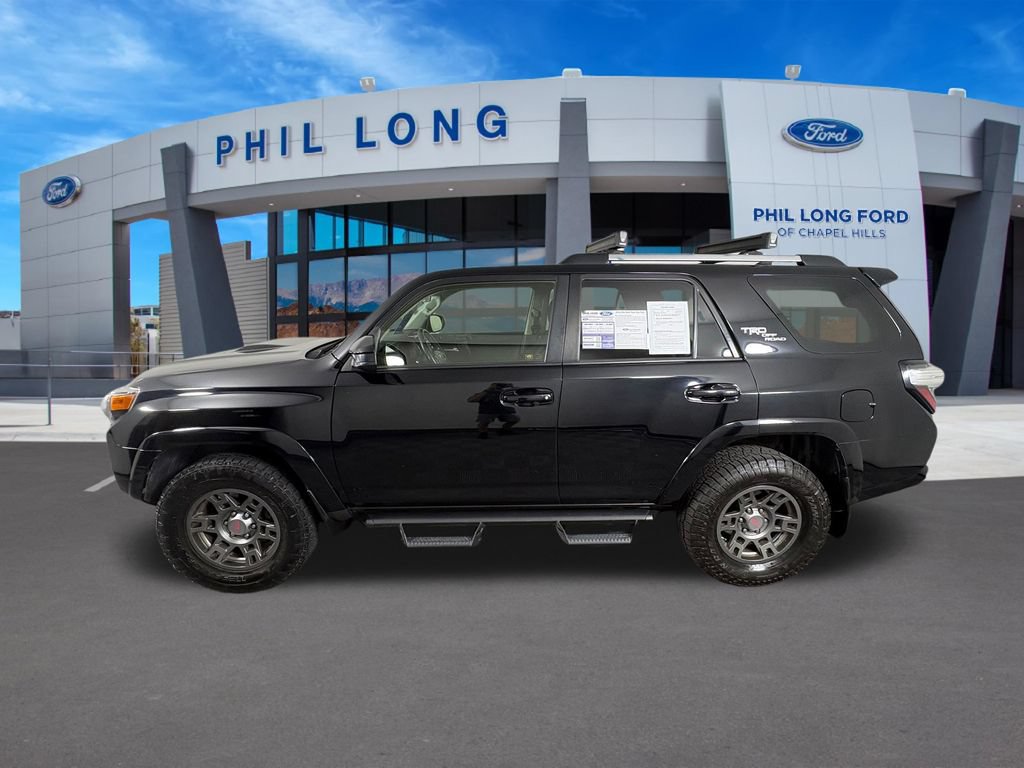 Used 2018 Toyota 4Runner TRD Off-Road w/ TRD Performance Package AWD/4WD image 2