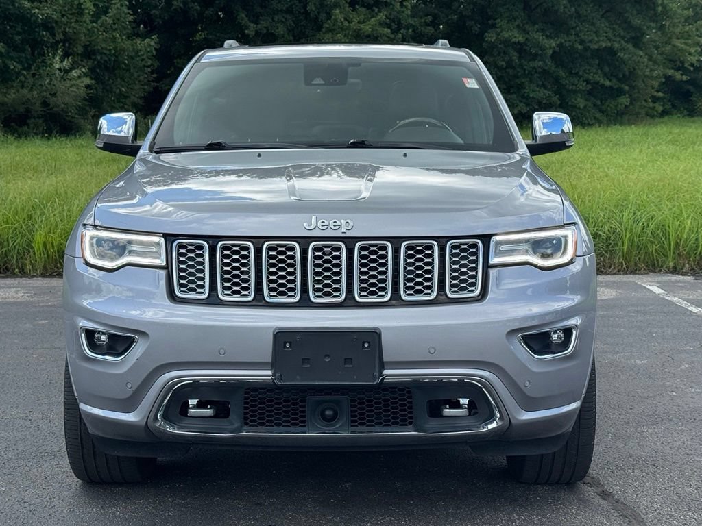 Used 2017 Jeep Grand Cherokee Overland w/ Jeep Active Safety Group AWD/4WD image 3