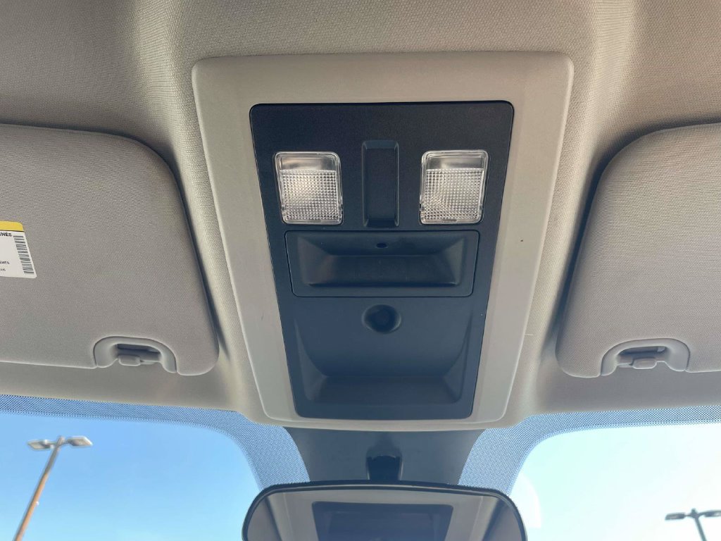 Used 2021 RAM 1500 Classic SLT RWD image 27