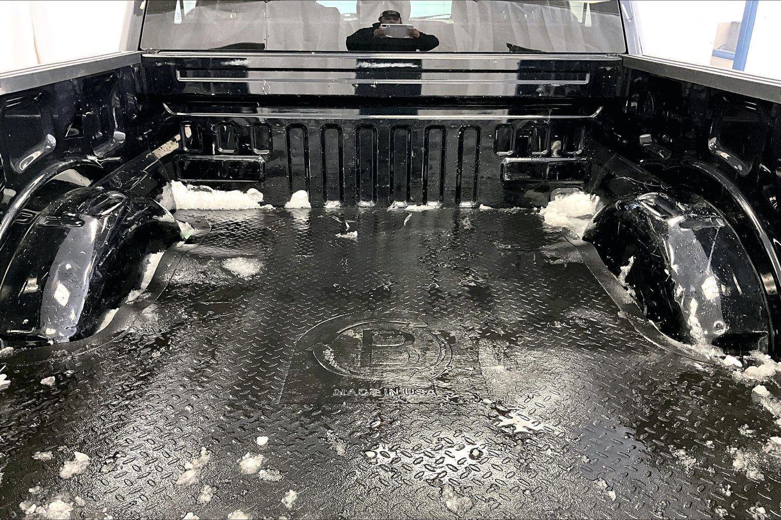 Certified 2019 Ford F150 XLT w/ Equipment Group 302A Luxury image 32