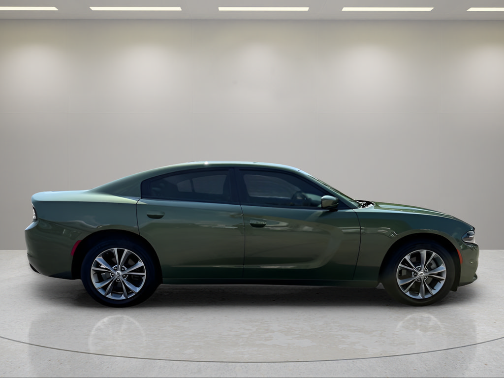 Used 2022 Dodge Charger SXT w/ Cold Weather Package AWD/4WD image 9