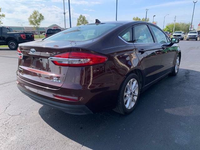 Certified 2019 Ford Fusion SE FWD image 4