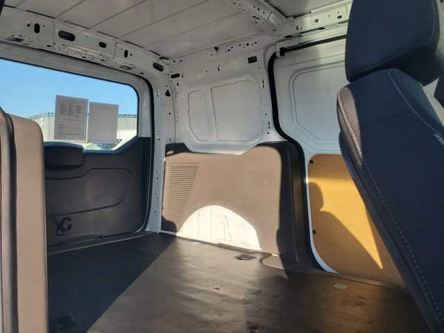 Certified 2022 Ford Transit Connect XLT w/ Trailer Tow Package image 24