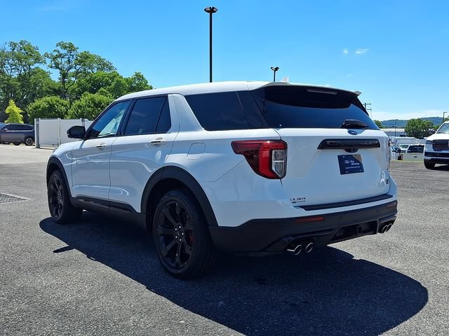 Certified 2022 Ford Explorer ST w/ Equipment Group 401A AWD/4WD image 4