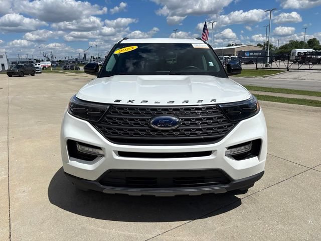 Certified 2023 Ford Explorer XLT w/ Equipment Group 202A AWD/4WD image 5