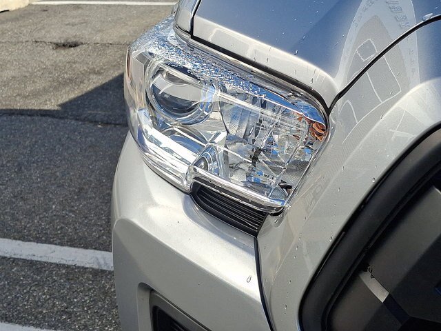 Used 2022 Toyota Tacoma SR w/ SR Convenience Package AWD/4WD image 20