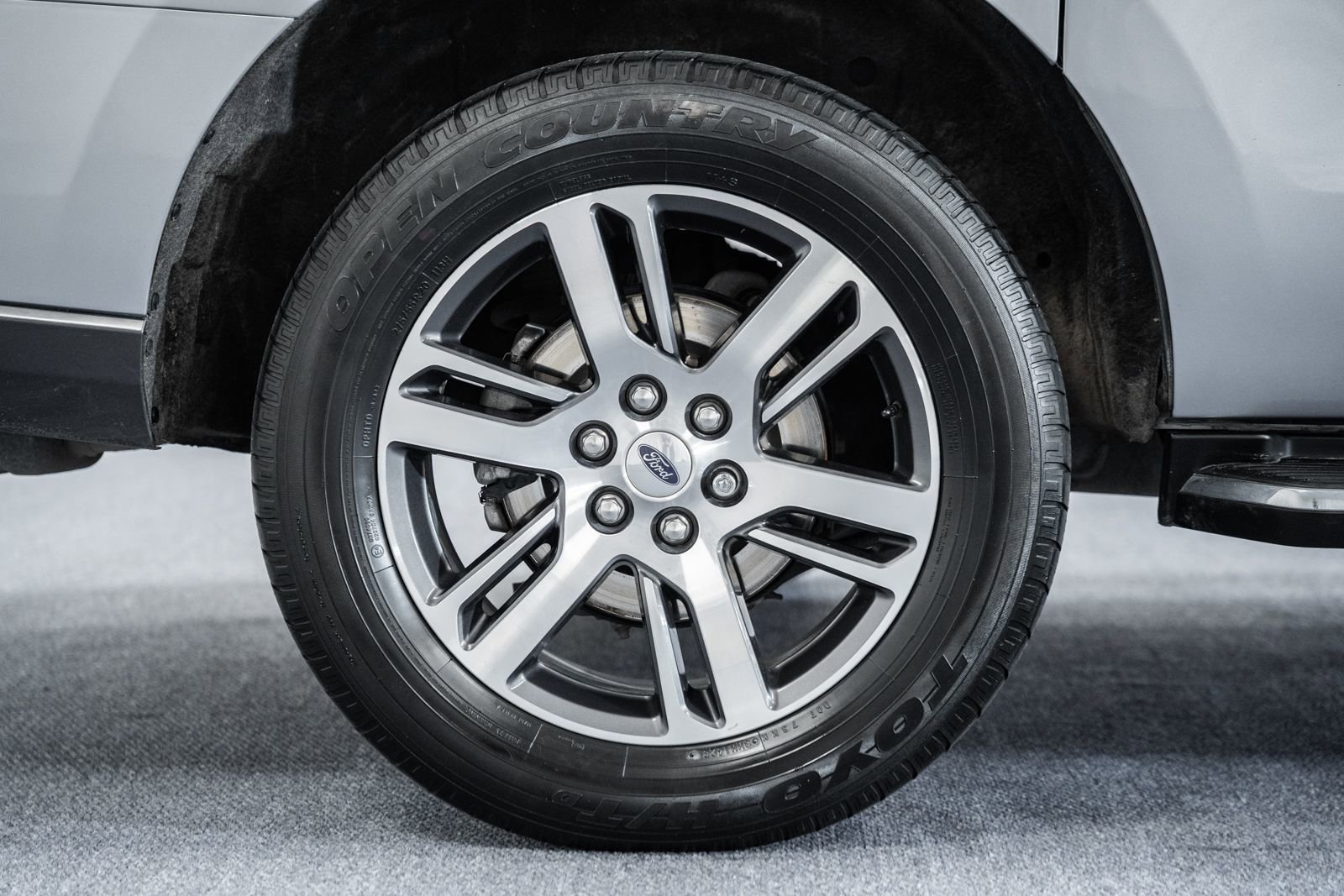 Certified 2023 Ford Expedition Max XLT image 15