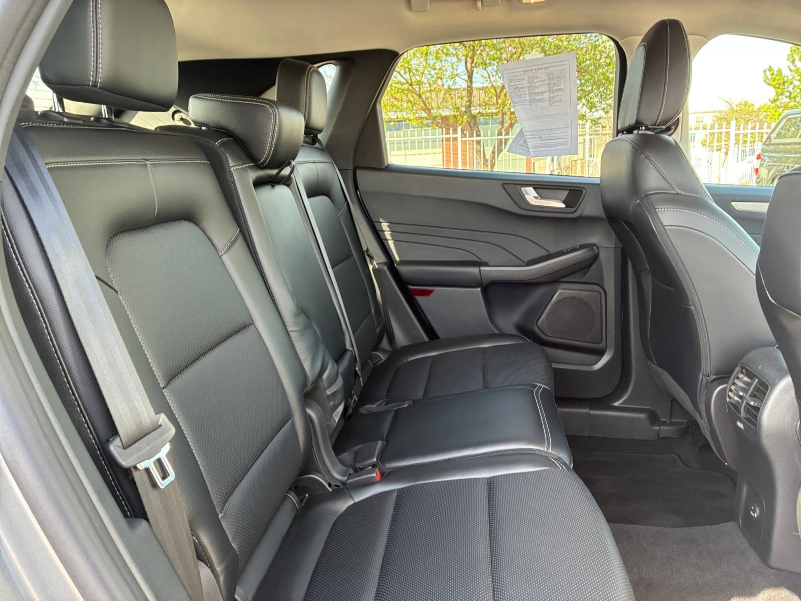 Certified 2022 Ford Escape Titanium image 18