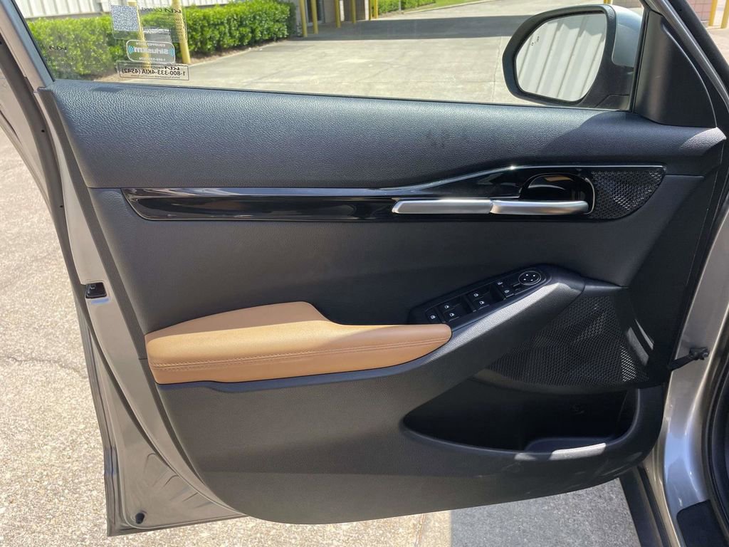 Used 2024 Kia Seltos EX image 15