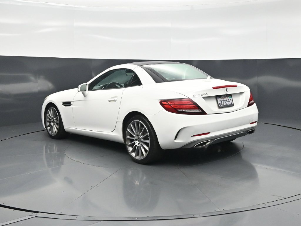 Used 2017 Mercedes-Benz SLC 300 image 6