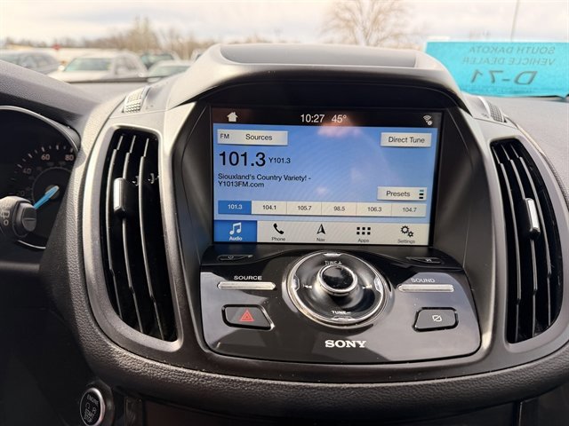 Certified 2019 Ford Escape Titanium w/ U9j03 - Titanium Tow Package AWD/4WD image 18