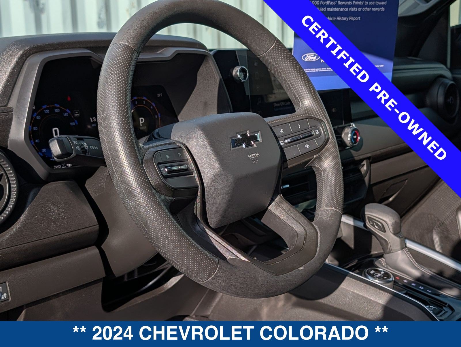 Used 2024 Chevrolet Colorado Trail Boss w/ Technology Package AWD/4WD image 22