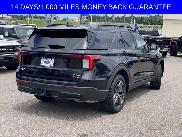 Certified 2025 Ford Explorer ST-Line w/ ST-Line Street Pack AWD/4WD image 3