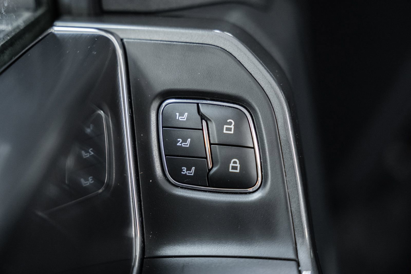 Certified 2023 Ford F150 Lariat w/ Equipment Group 502A High image 44