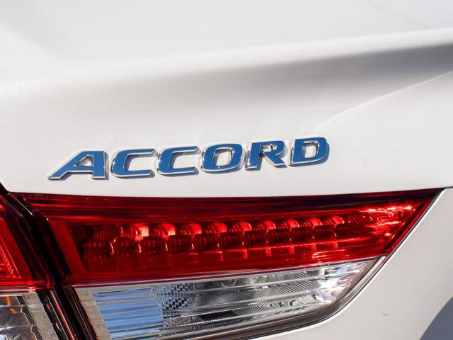 Used 2020 Honda Accord EX image 10