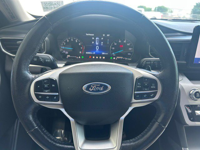 Certified 2021 Ford Explorer XLT w/ Equipment Group 202A RWD image 19