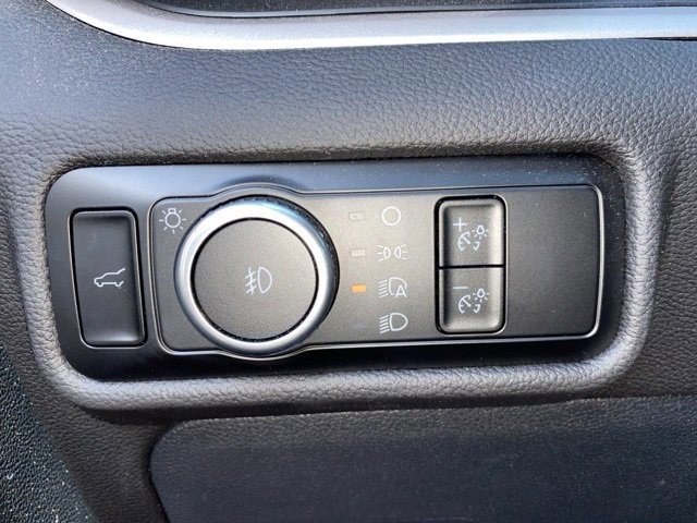 Certified 2023 Ford Explorer XLT w/ Equipment Group 202A image 18