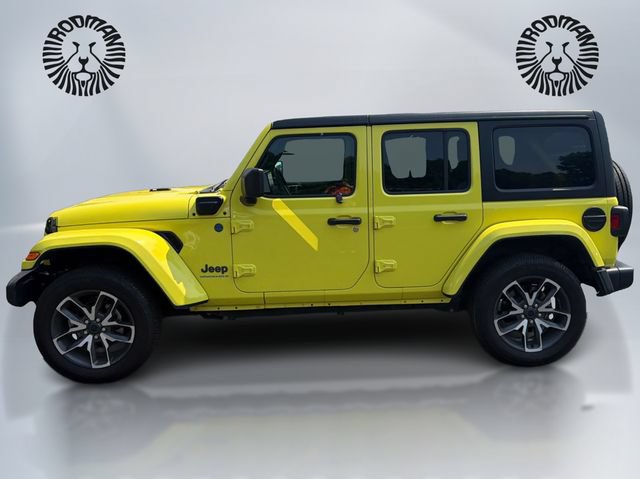 Used 2024 Jeep Wrangler Unlimited AWD/4WD image 10