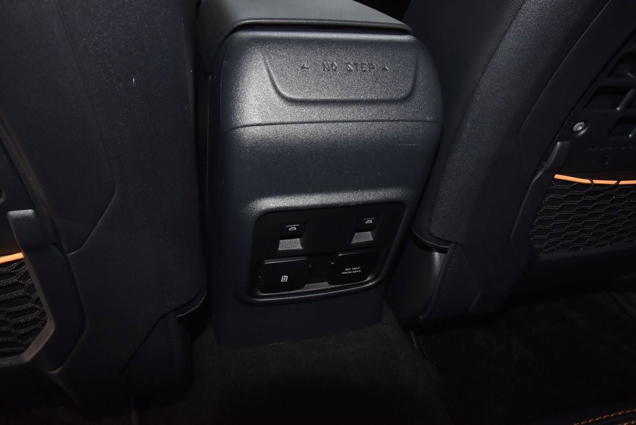 Certified 2023 Ford Bronco Badlands w/ Sasquatch Package AWD/4WD image 19