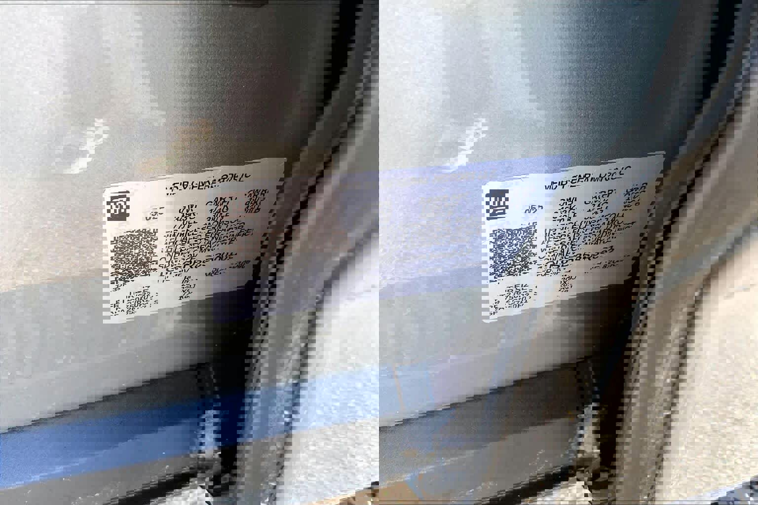 Used 2025 Chevrolet Suburban Z71 w/ Comfort Package image 33