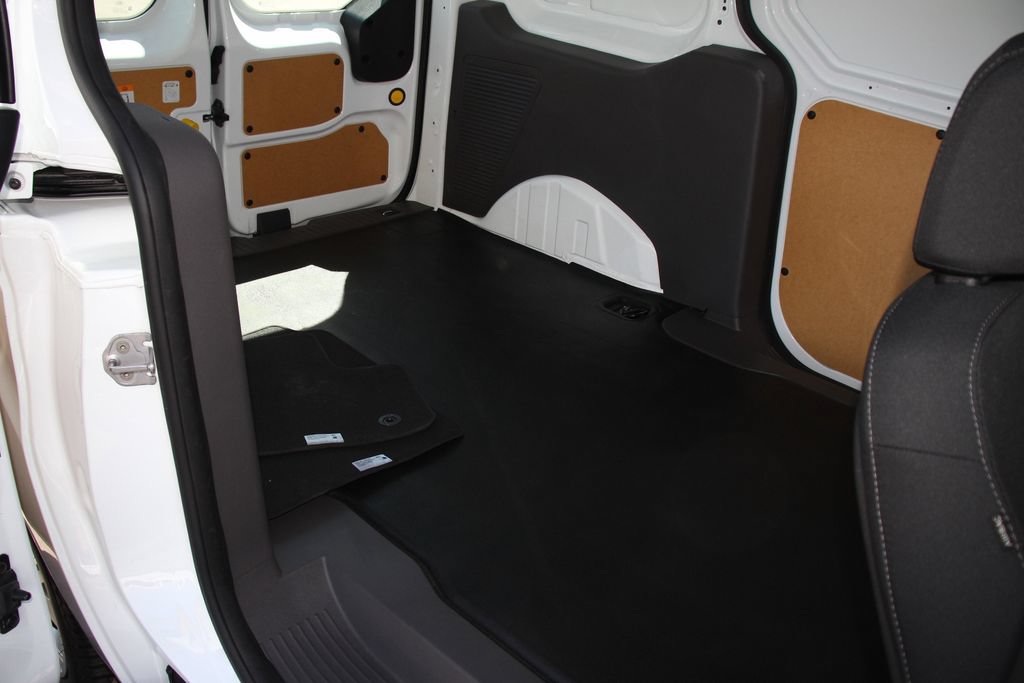 Certified 2020 Ford Transit Connect XLT FWD image 24