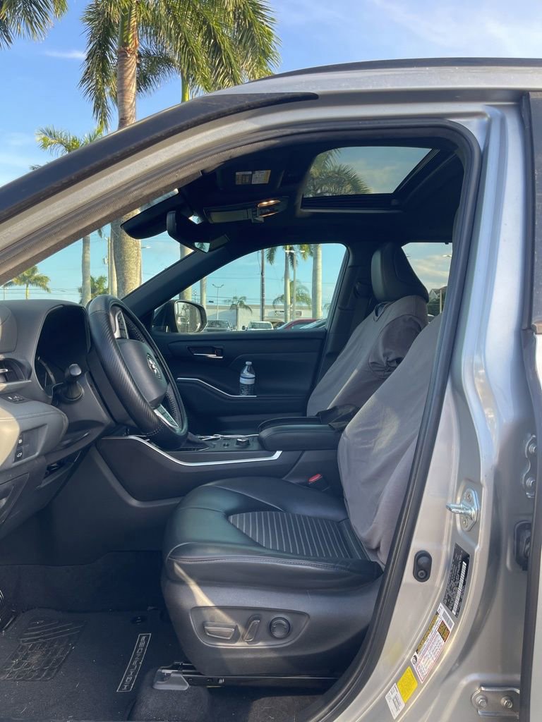 Used 2022 Toyota Highlander XSE image 54