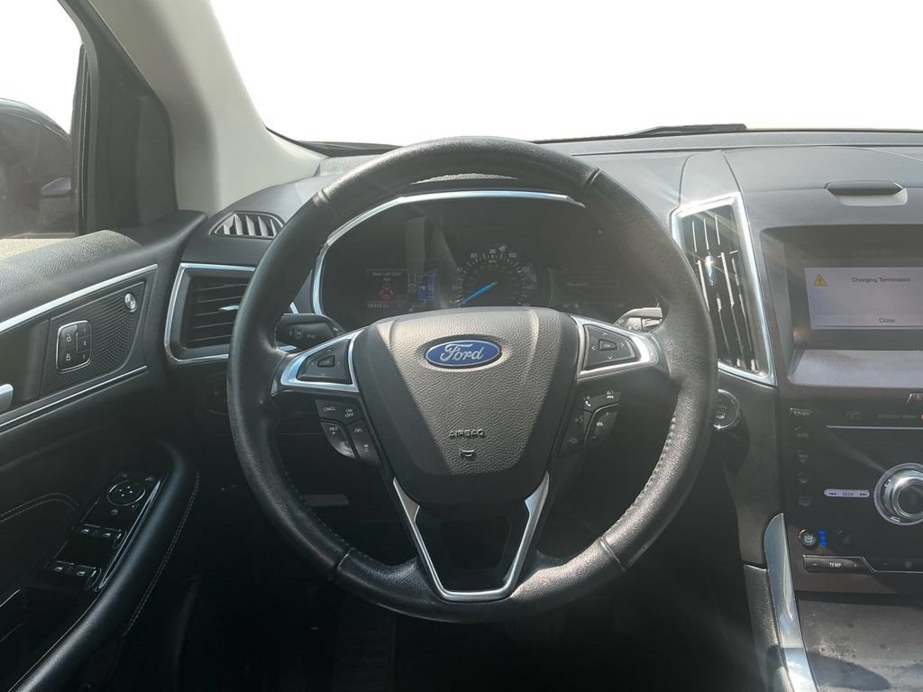 Certified 2019 Ford Edge Titanium w/ Equipment Group 301A FWD image 18