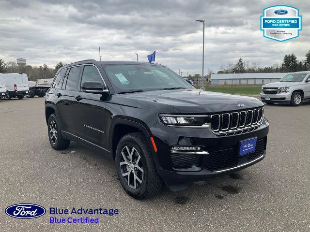 Used 2024 Jeep Grand Cherokee Limited w/ Trailer Tow Package AWD/4WD image 5