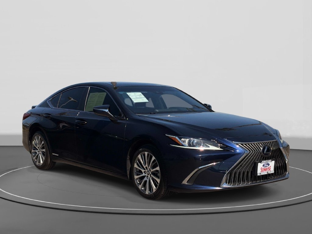 Used 2019 Lexus ES 300h w/ Premium Package FWD image 4