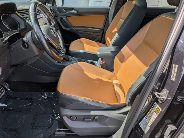 Used 2018 Volkswagen Tiguan SEL w/ R-Line Package image 15