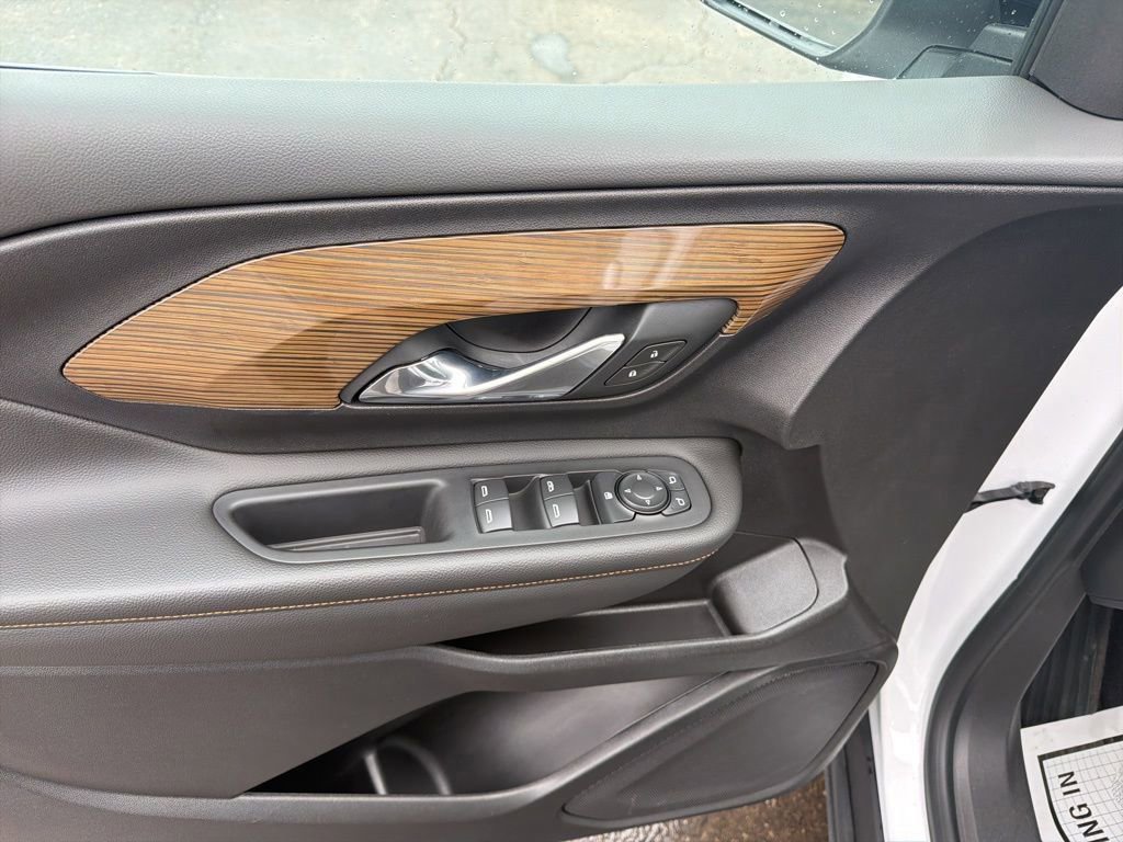 Used 2021 GMC Terrain SLE w/ Driver Convenience Package FWD image 21