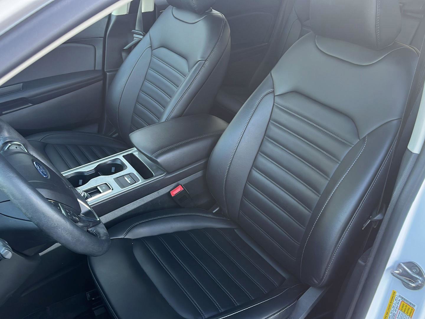 Certified 2024 Ford Edge SEL w/ Convenience Package image 12