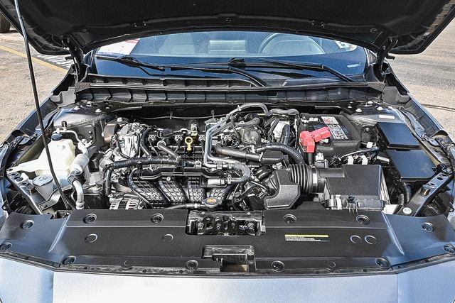 Used 2025 Nissan Altima 2.5 SV FWD image 31