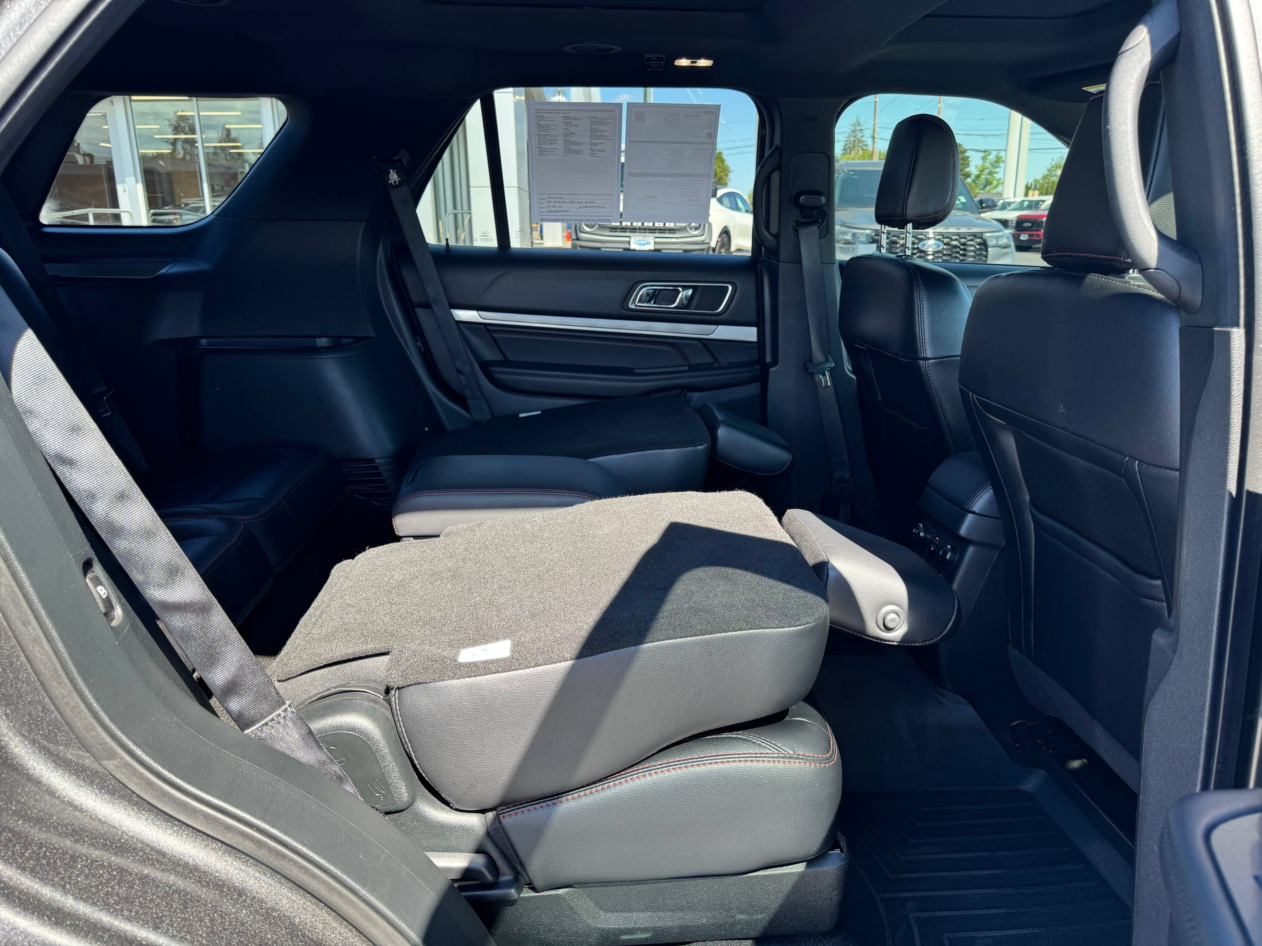 Certified 2019 Ford Explorer Sport w/ Equipment Group 401A AWD/4WD image 29