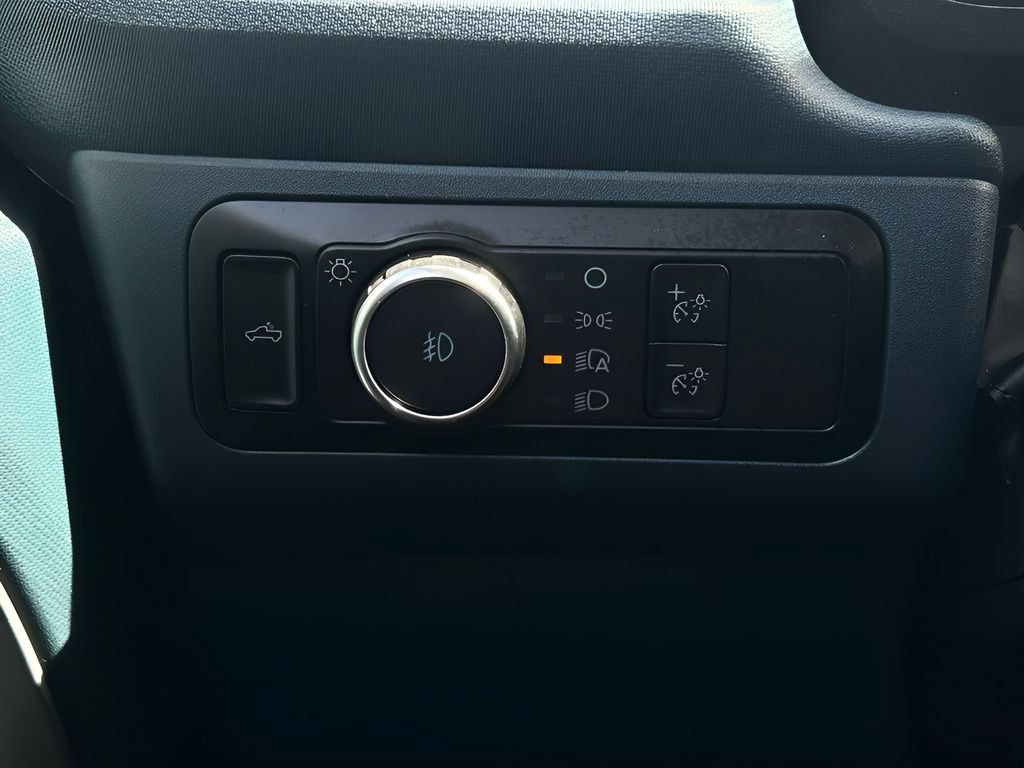 Certified 2025 Ford Maverick Lobo AWD/4WD image 21
