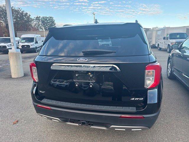 Certified 2023 Ford Explorer XLT w/ Equipment Group 202A AWD/4WD image 18