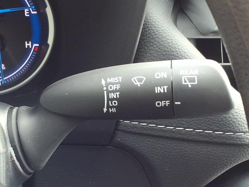 Used 2024 Toyota RAV4 LE AWD/4WD image 26