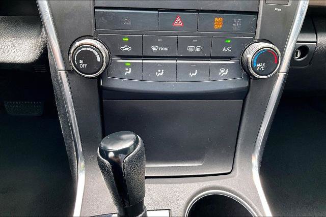 Used 2017 Toyota Camry XLE FWD image 24