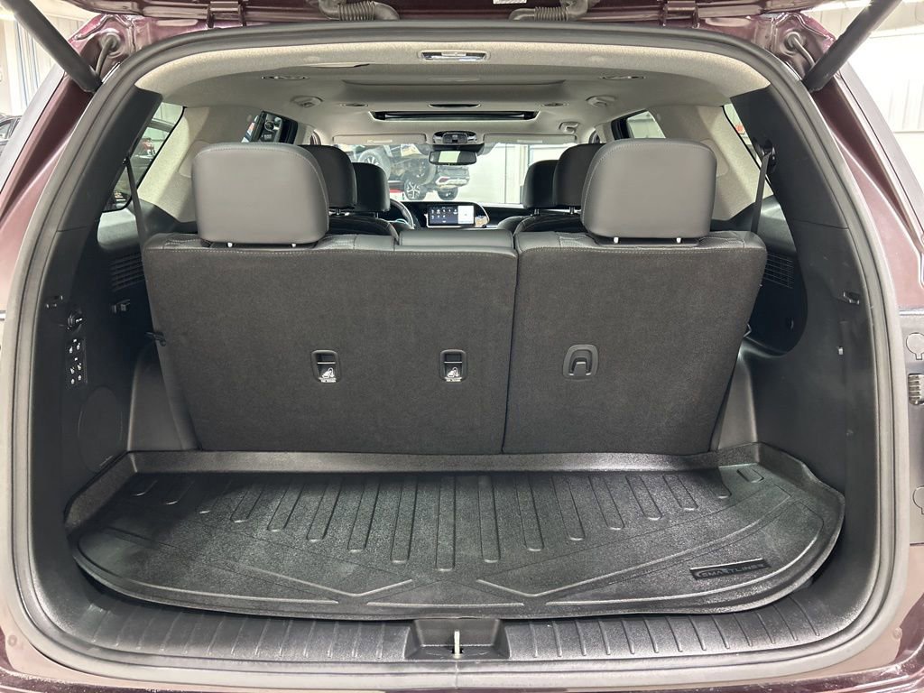 Used 2022 Hyundai Palisade Limited image 32