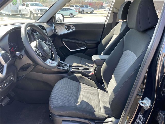 Used 2022 Kia Soul LX w/ Technology Package image 14